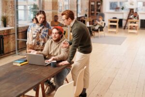 Read more about the article Affiliate Marketing 101: How Beginners Can Start and Succeed in 2025